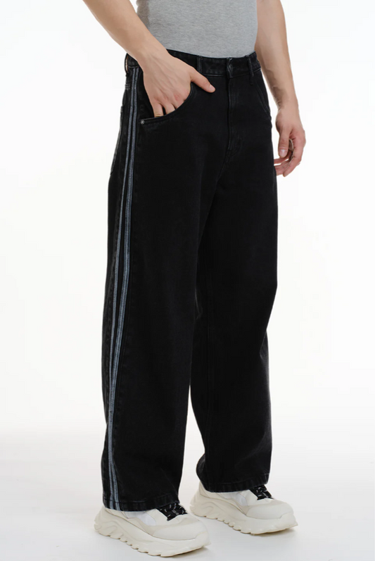 Ridge Line Black Straight Fit Jeans
